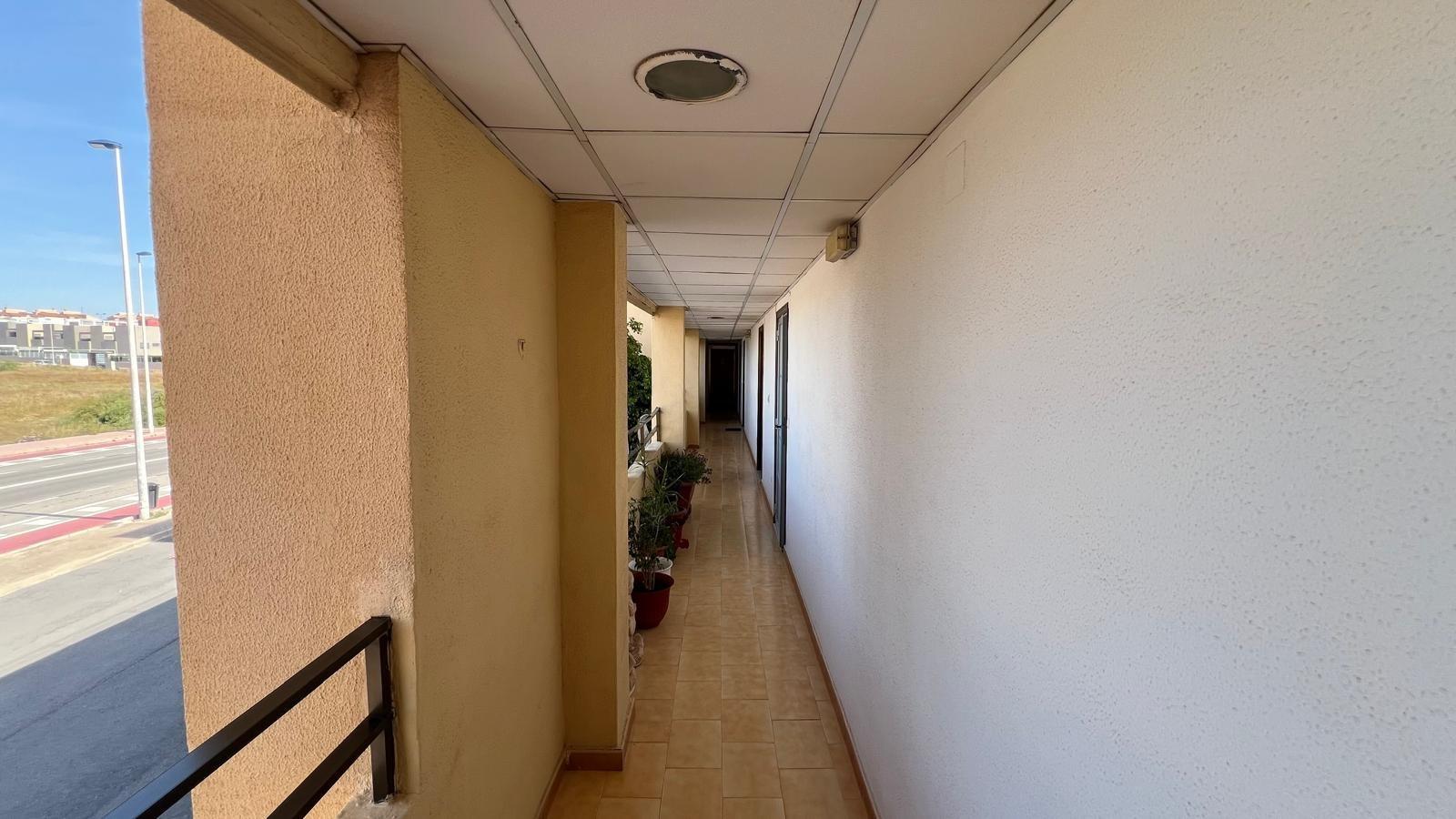 Terrace in apartment for sale in Torrevieja