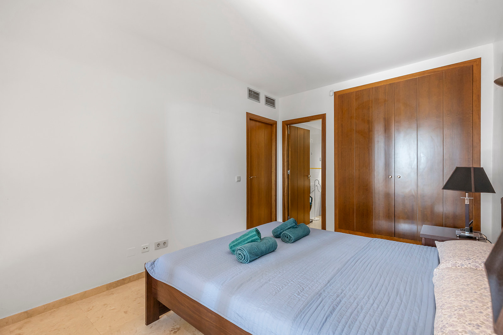 Living room in apartment for sale in Torrevieja
