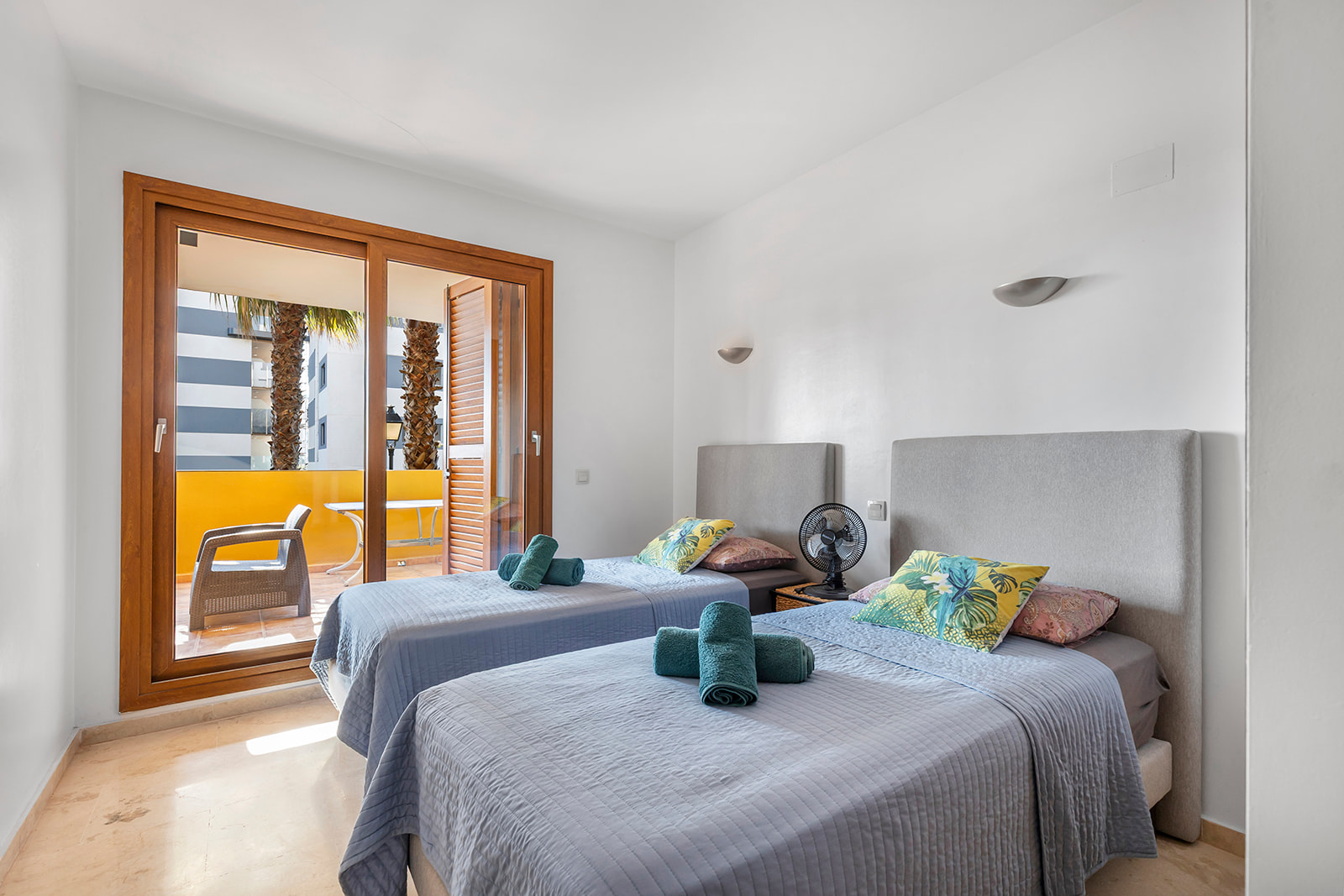 Master bedroom in apartment for sale in Torrevieja