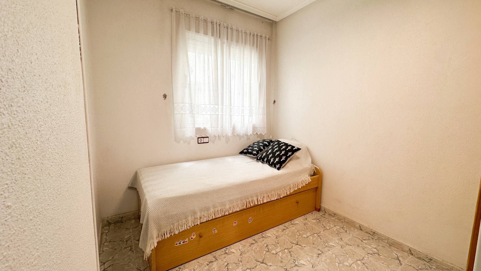 Living room in apartment for sale in Torrevieja