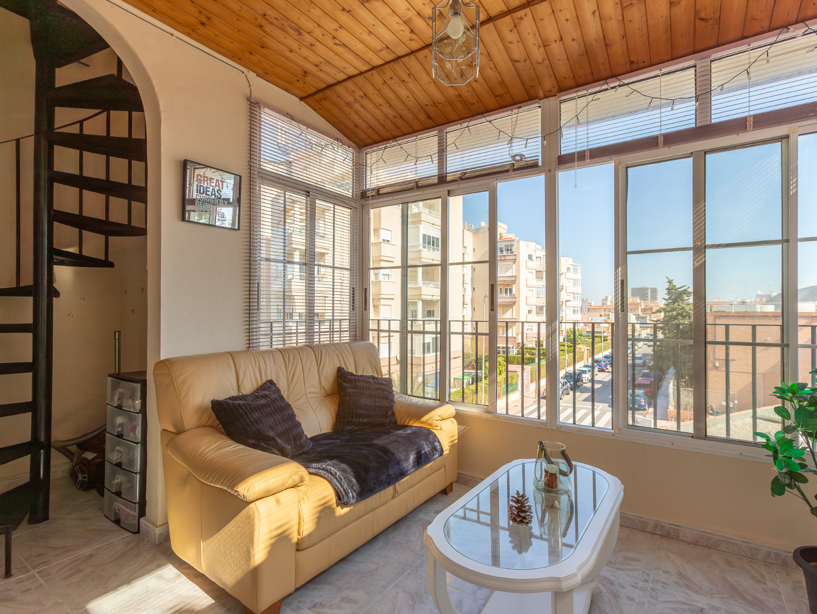 Kitchen in apartment for sale in Torrevieja