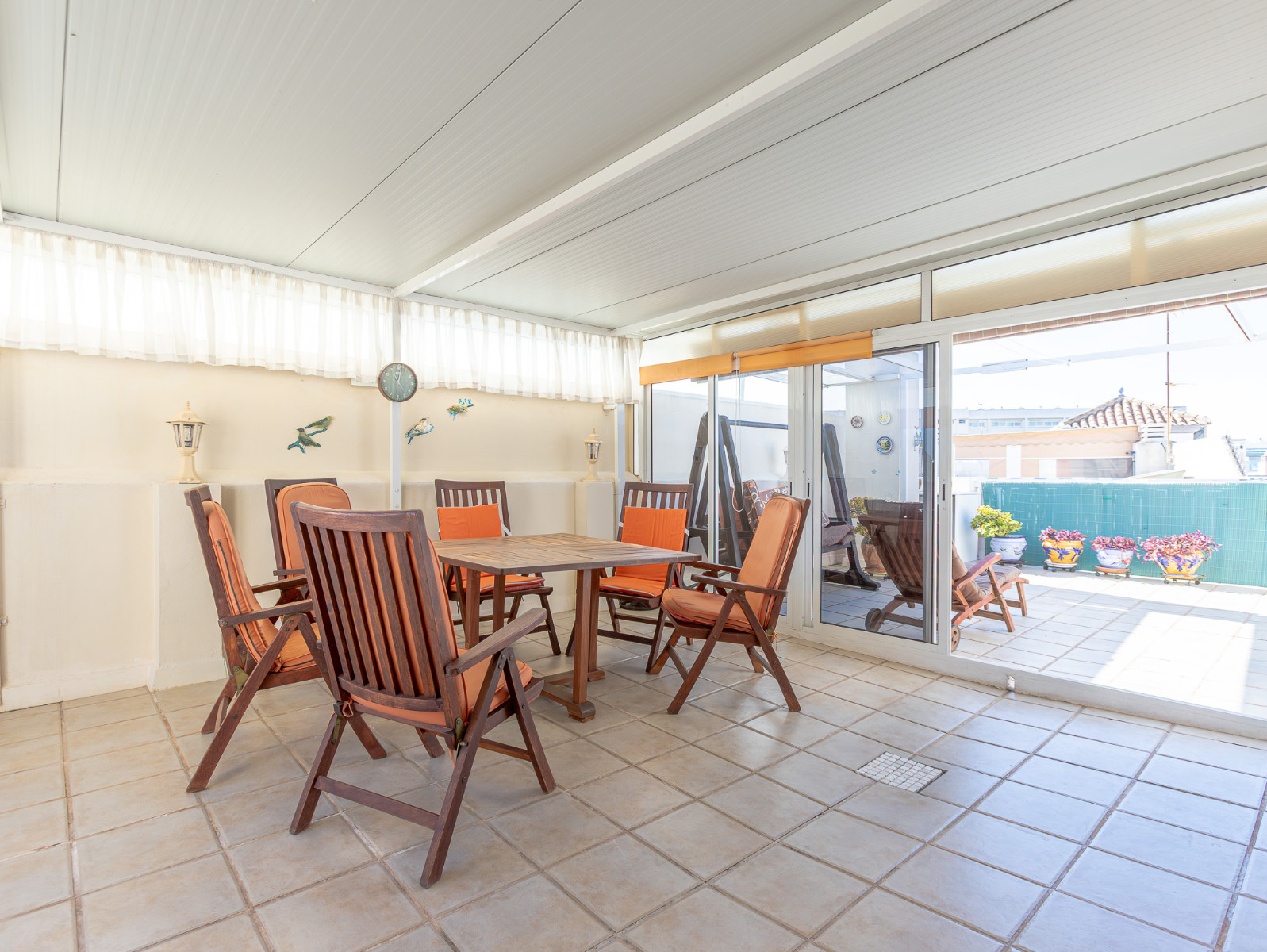 Terrace in apartment for sale in Torrevieja