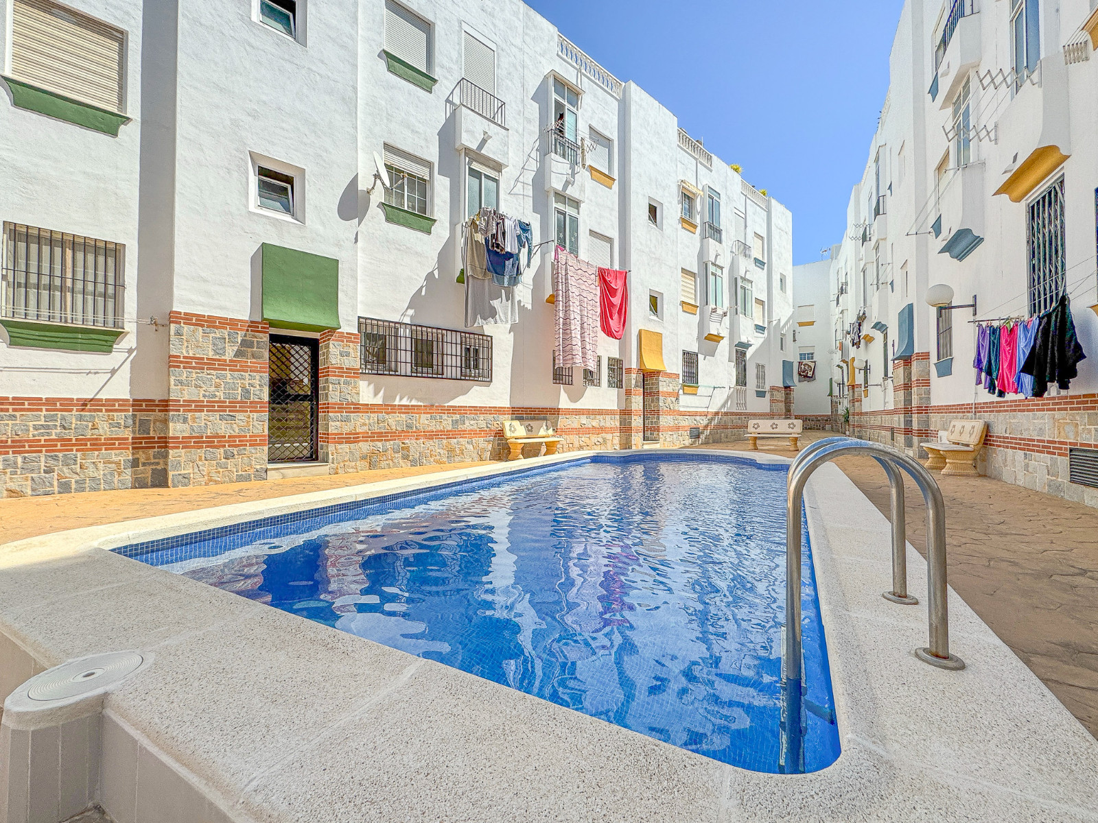 Master bedroom in apartment for sale in Torrevieja