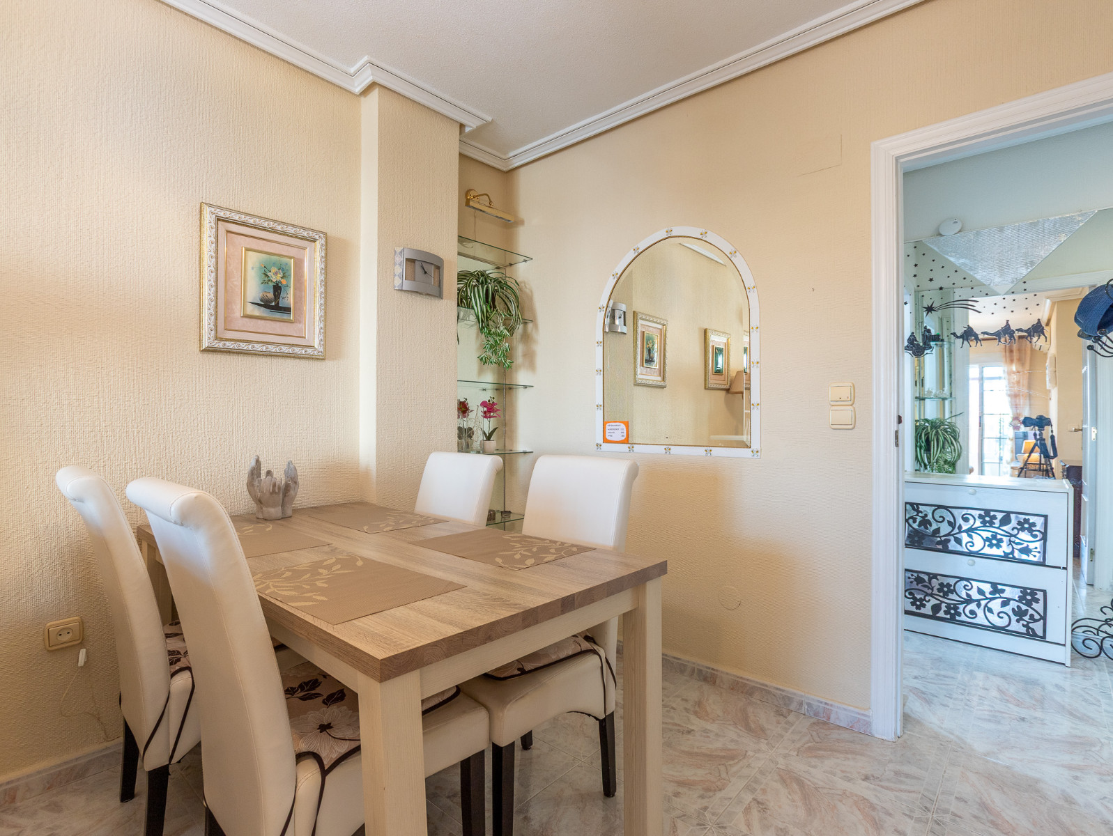 Dining area in apartment for sale in Torrevieja