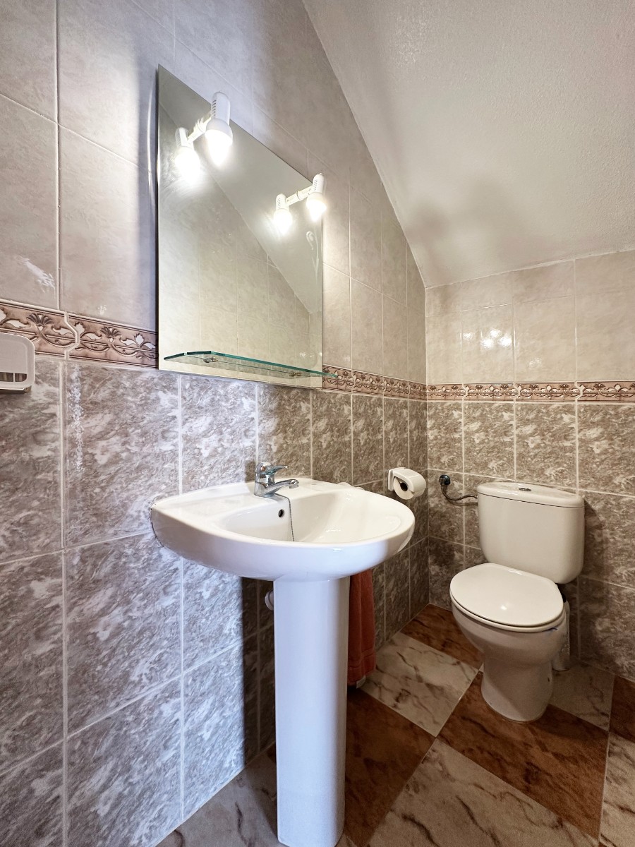 Bathroom in terraced for sale in Orihuela Costa