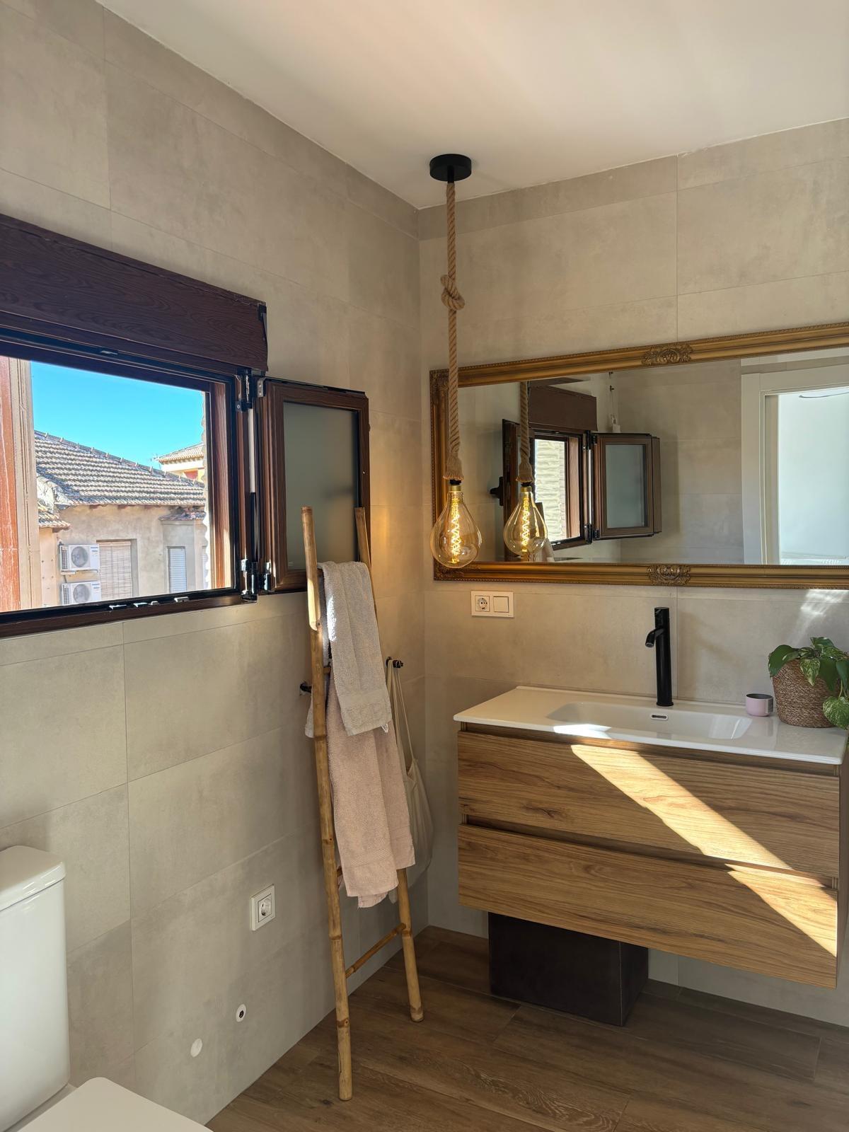 Bedroom in apartment for sale in Almoradi