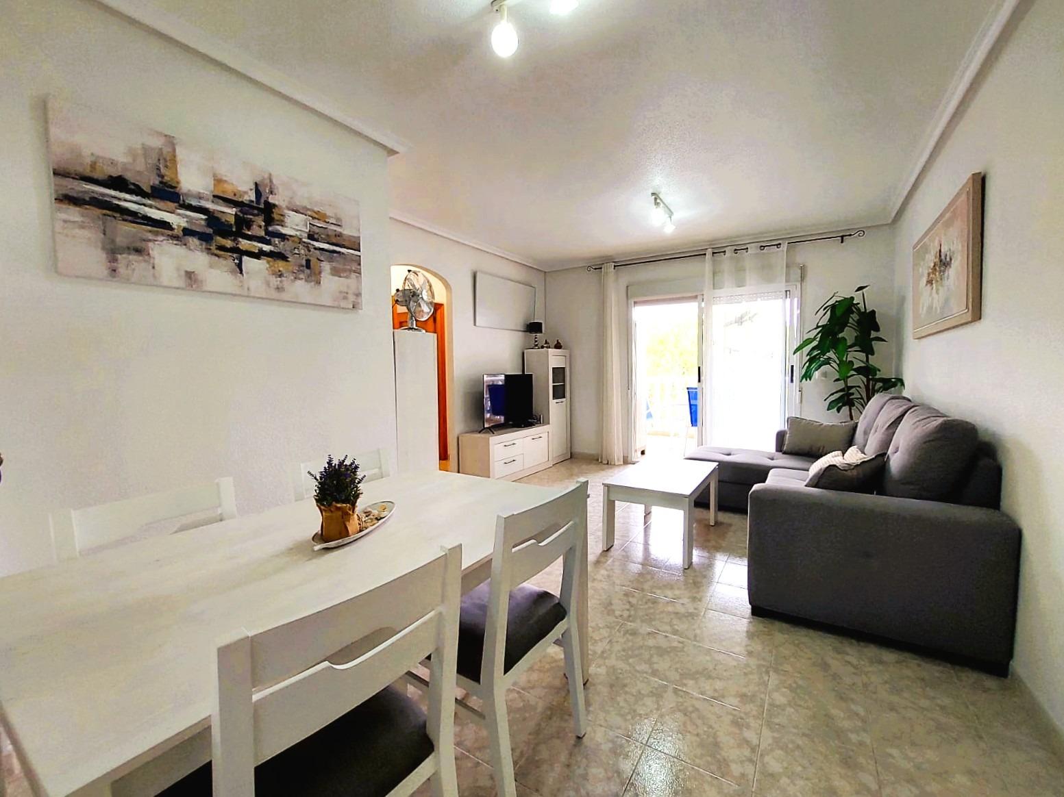 Garden in apartment for sale in Orihuela Costa