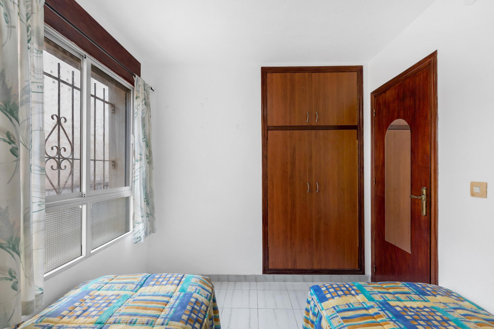 Garden in bungalow for sale in Torrevieja