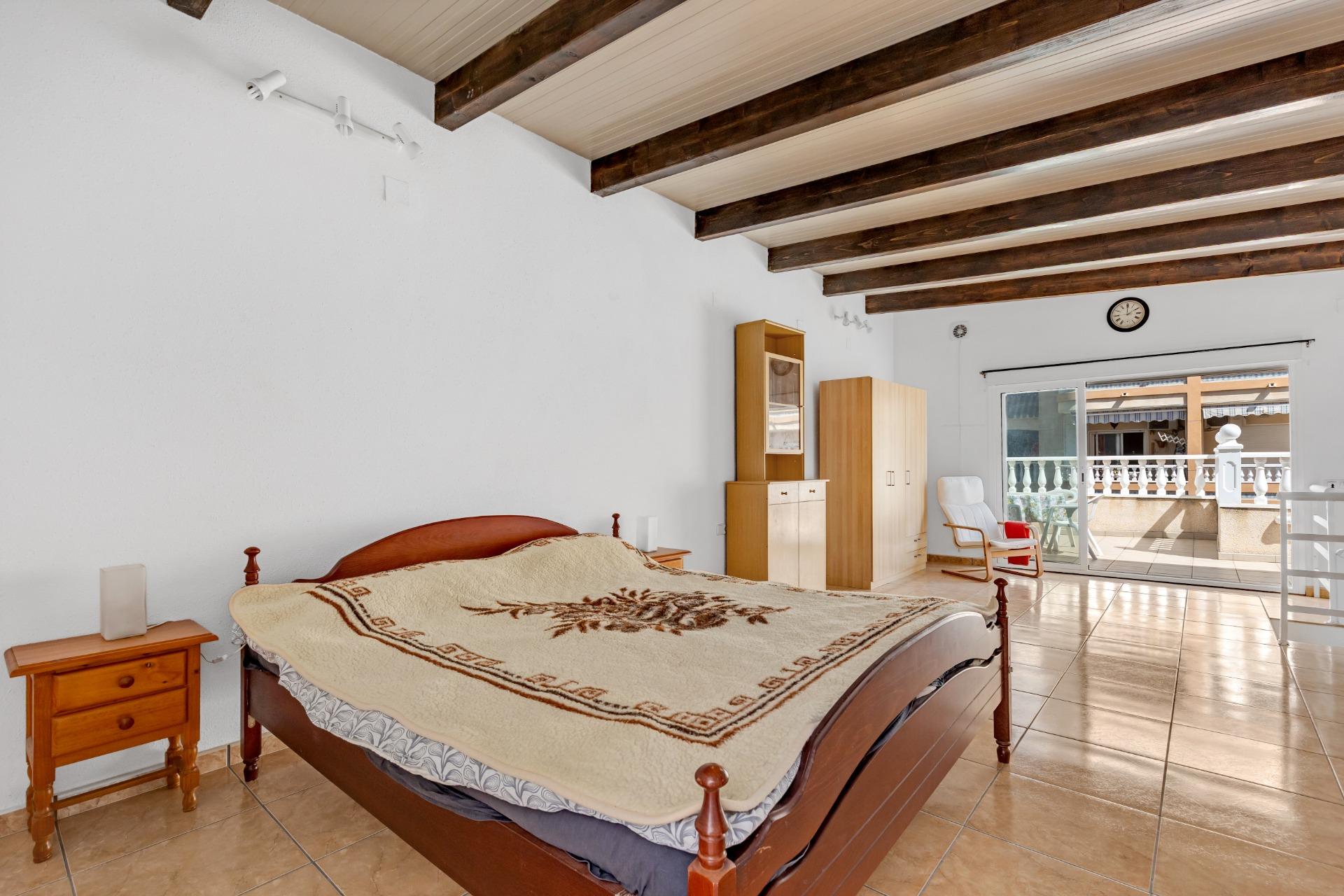 Kitchen in bungalow for sale in Torrevieja