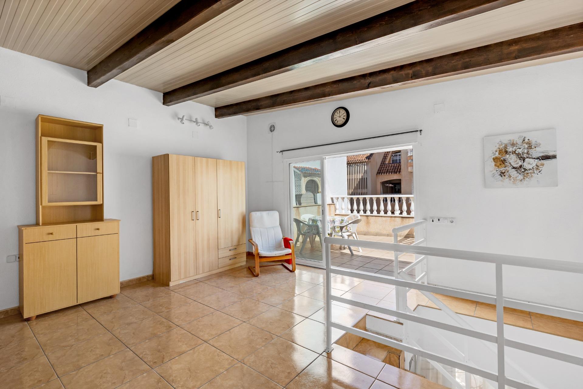 Master bedroom in bungalow for sale in Torrevieja