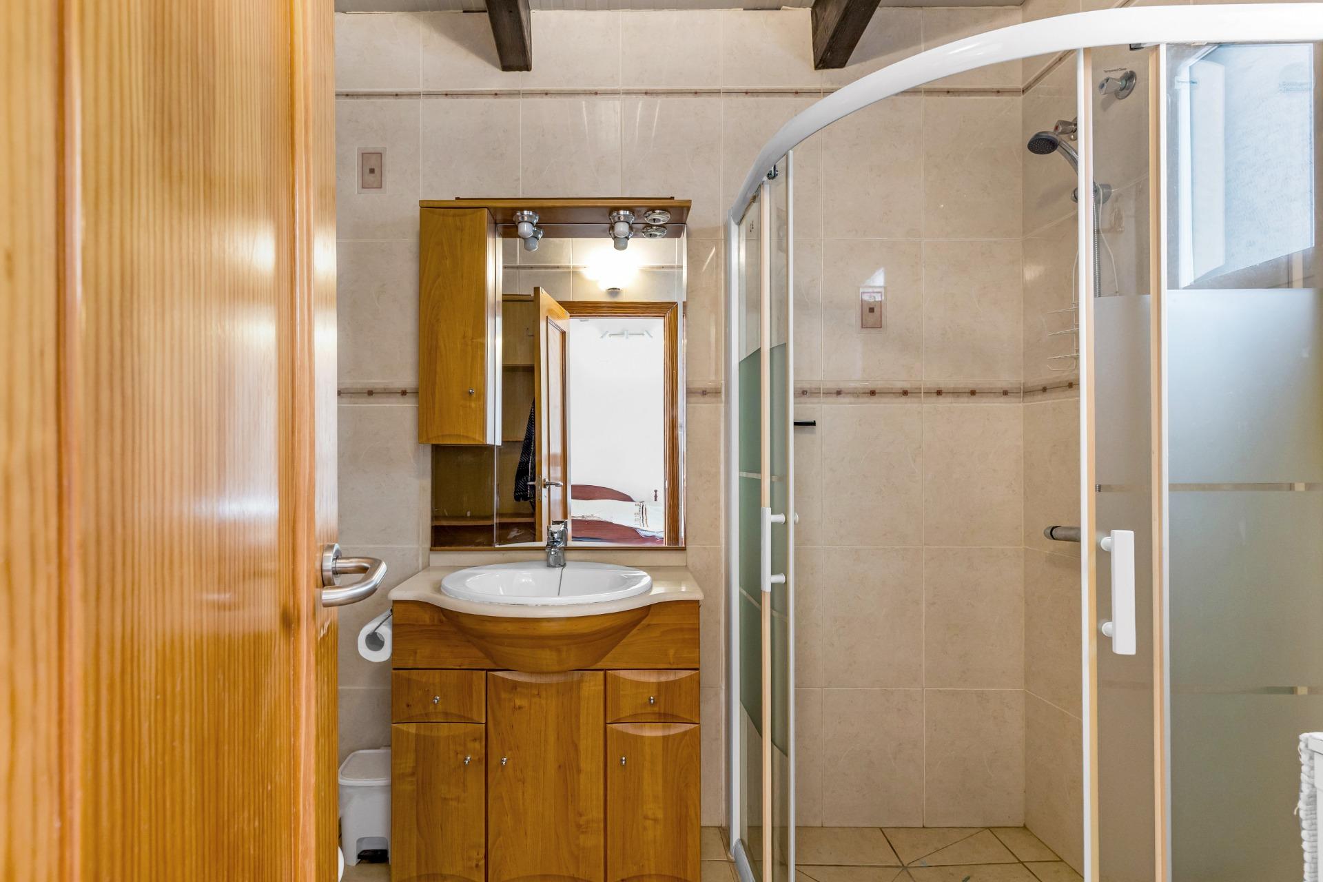 Garden in bungalow for sale in Torrevieja