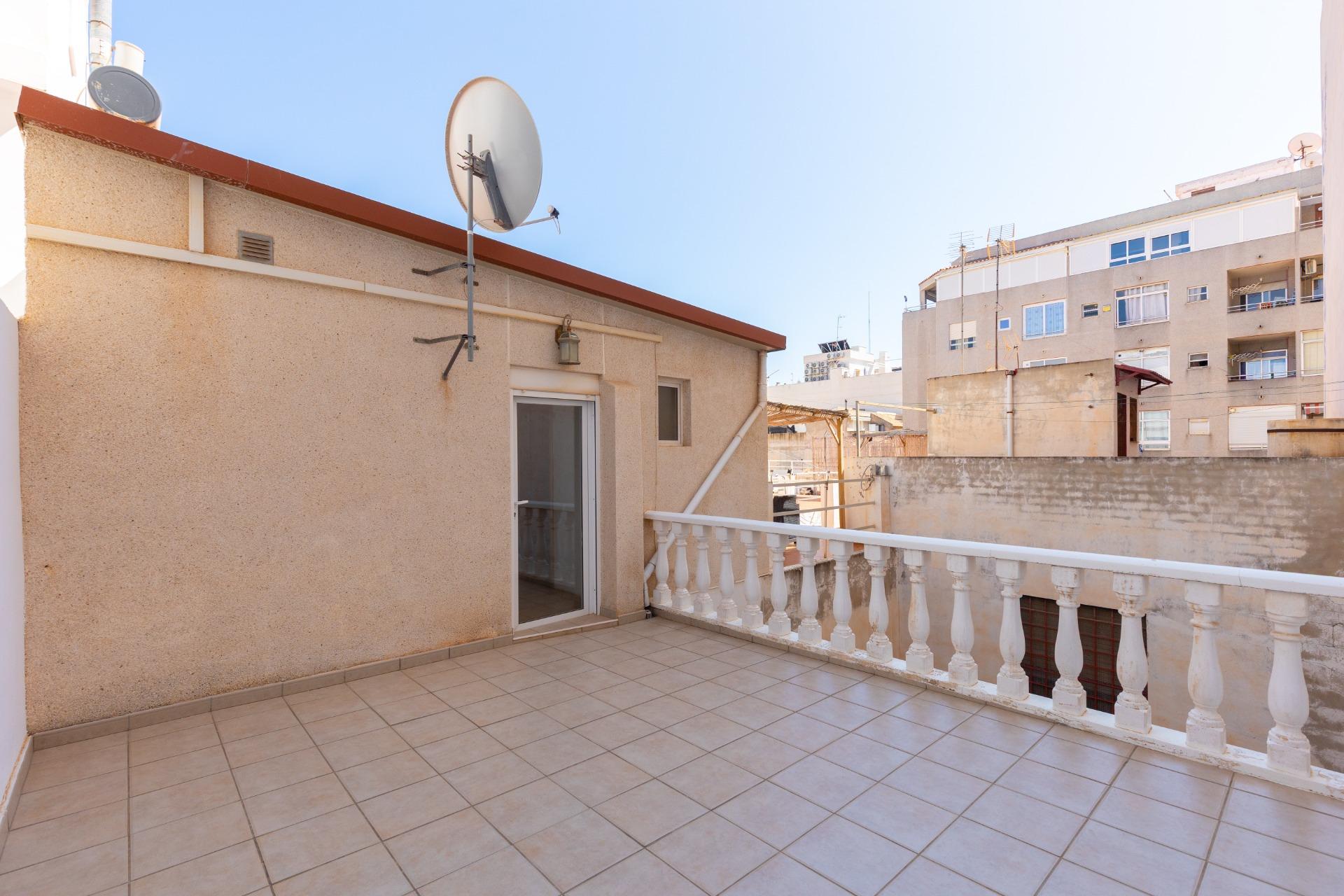 Bedroom in bungalow for sale in Torrevieja