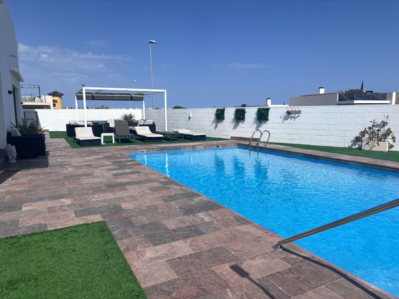 Exterior view in villa for sale in Villamartin