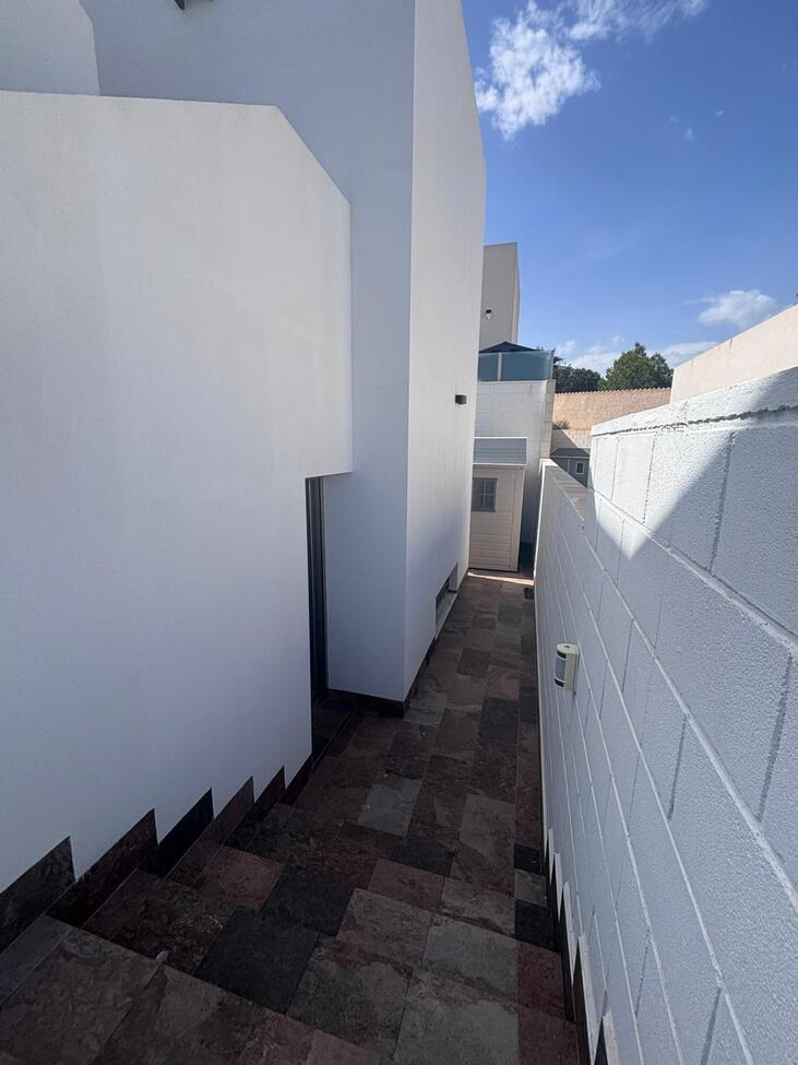 Exterior view in villa for sale in Villamartin