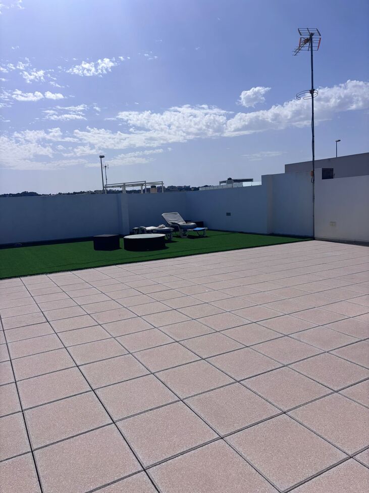 Master bedroom in villa for sale in Villamartin