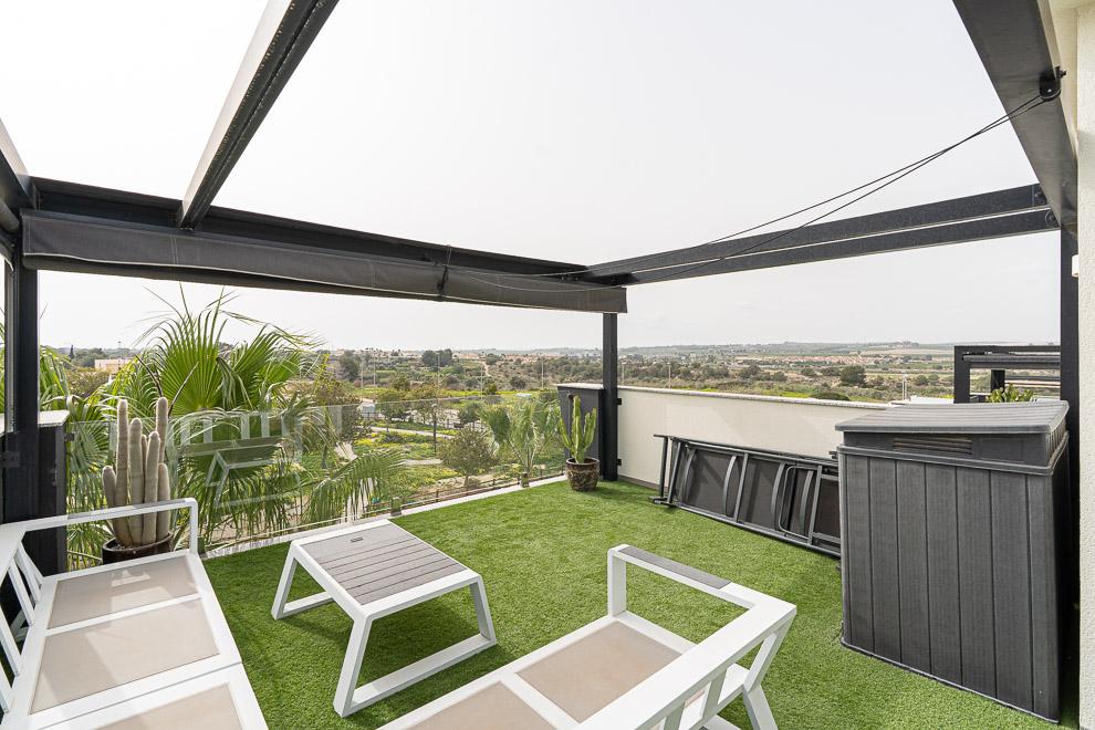 Kitchen in villa for sale in Benijofar