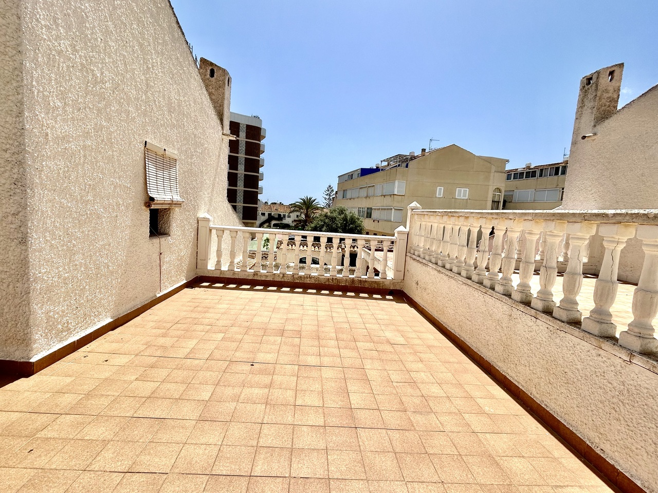 Kitchen in villa for sale in La Zenia