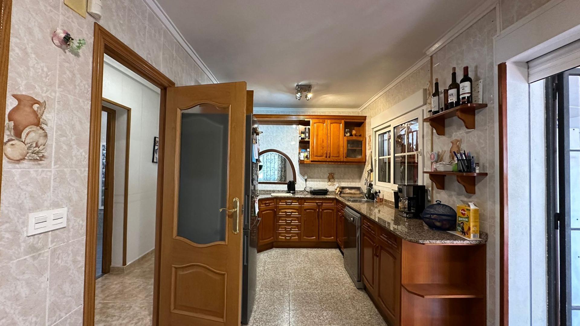 Bathroom in villa for sale in Torrevieja