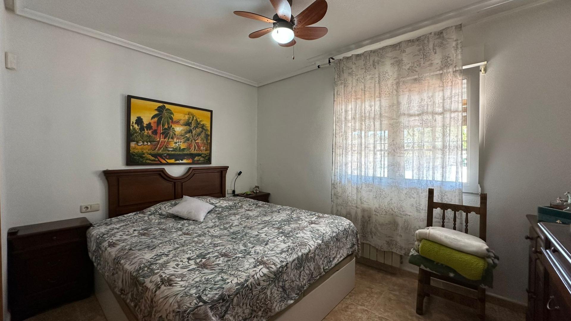 Terrace in villa for sale in Torrevieja