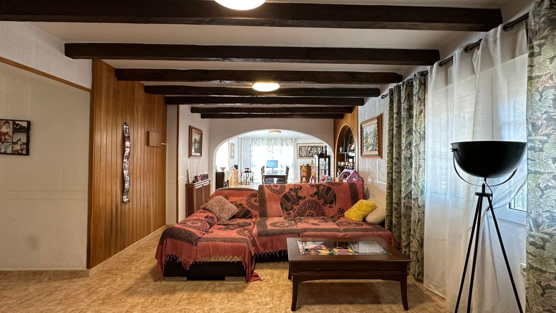 Dining area in villa for sale in Torrevieja
