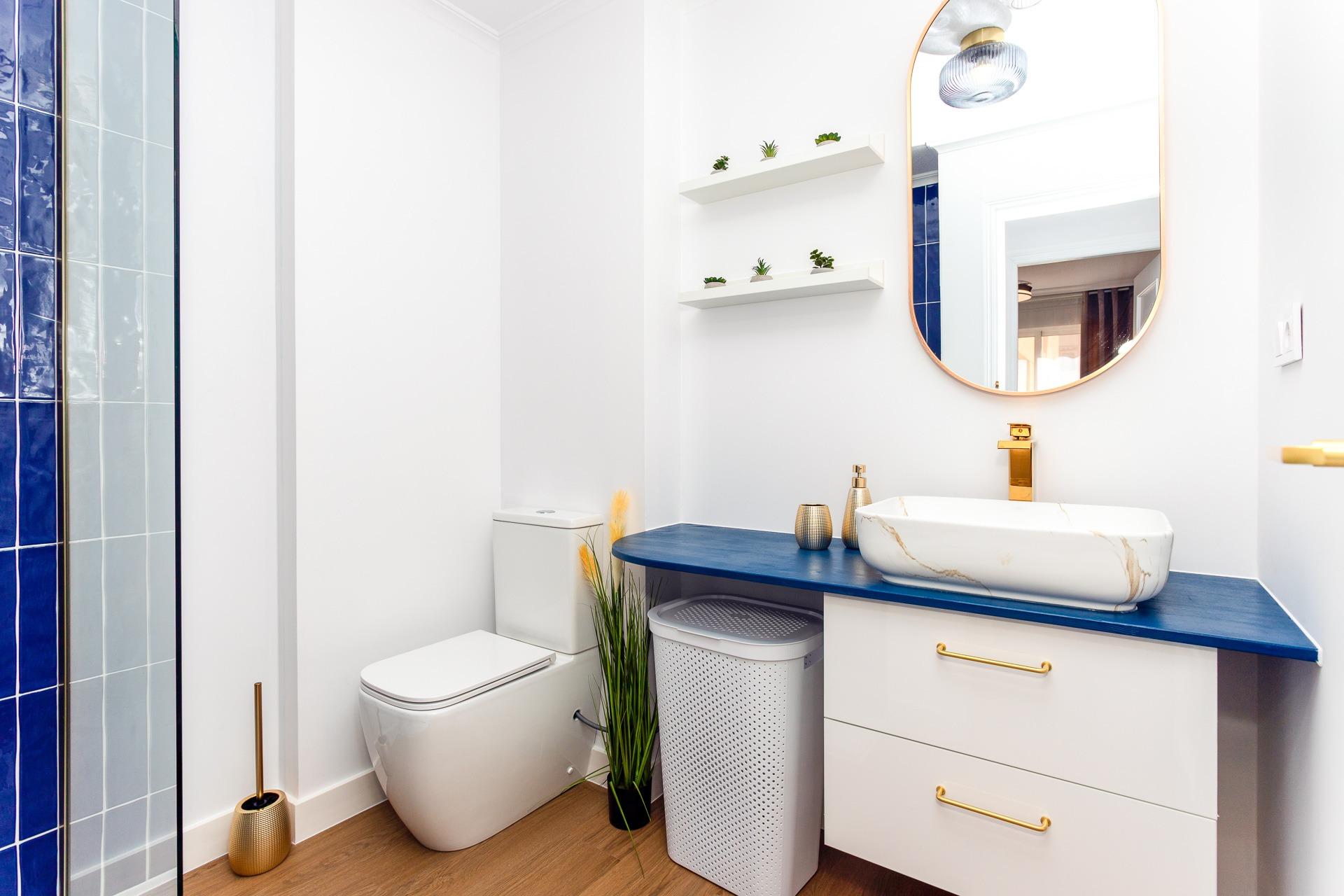 Bathroom in apartment for sale in Torrevieja