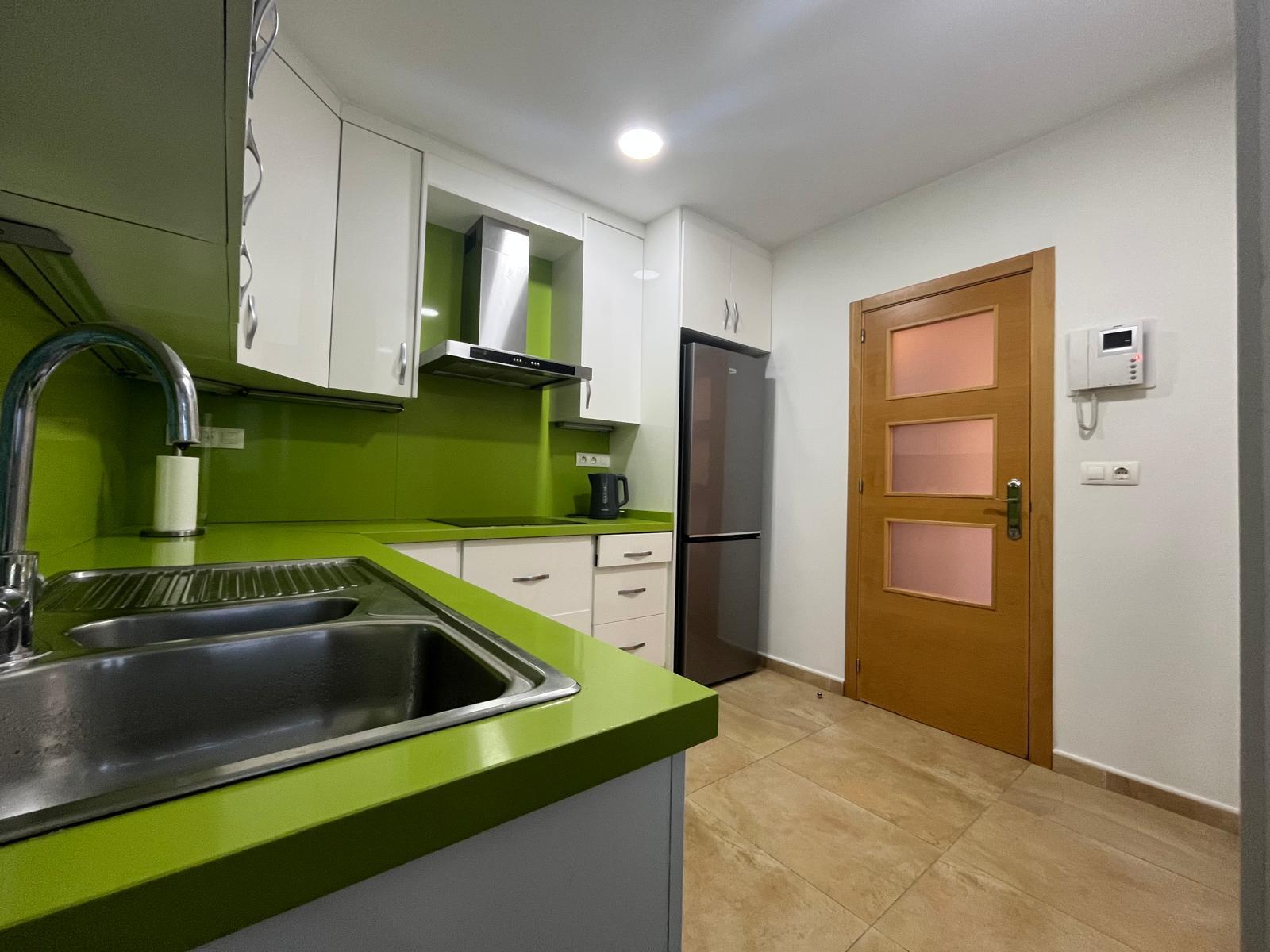 Master bedroom in apartment for sale in Torrevieja