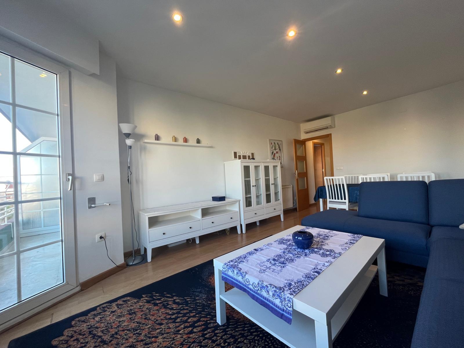 Bedroom in apartment for sale in Torrevieja