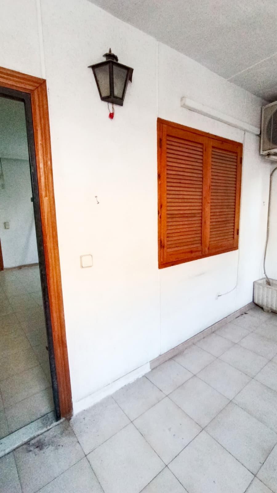 Bedroom in apartment for sale in Torrevieja