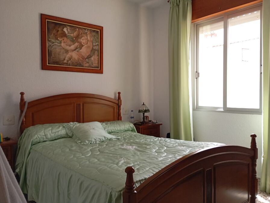 Master bedroom in terraced for sale in Daya Vieja