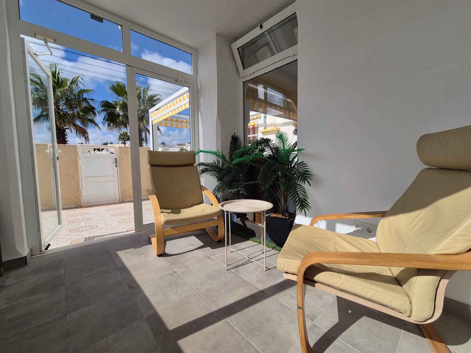 Dining area in apartment for sale in San Miguel de Salinas