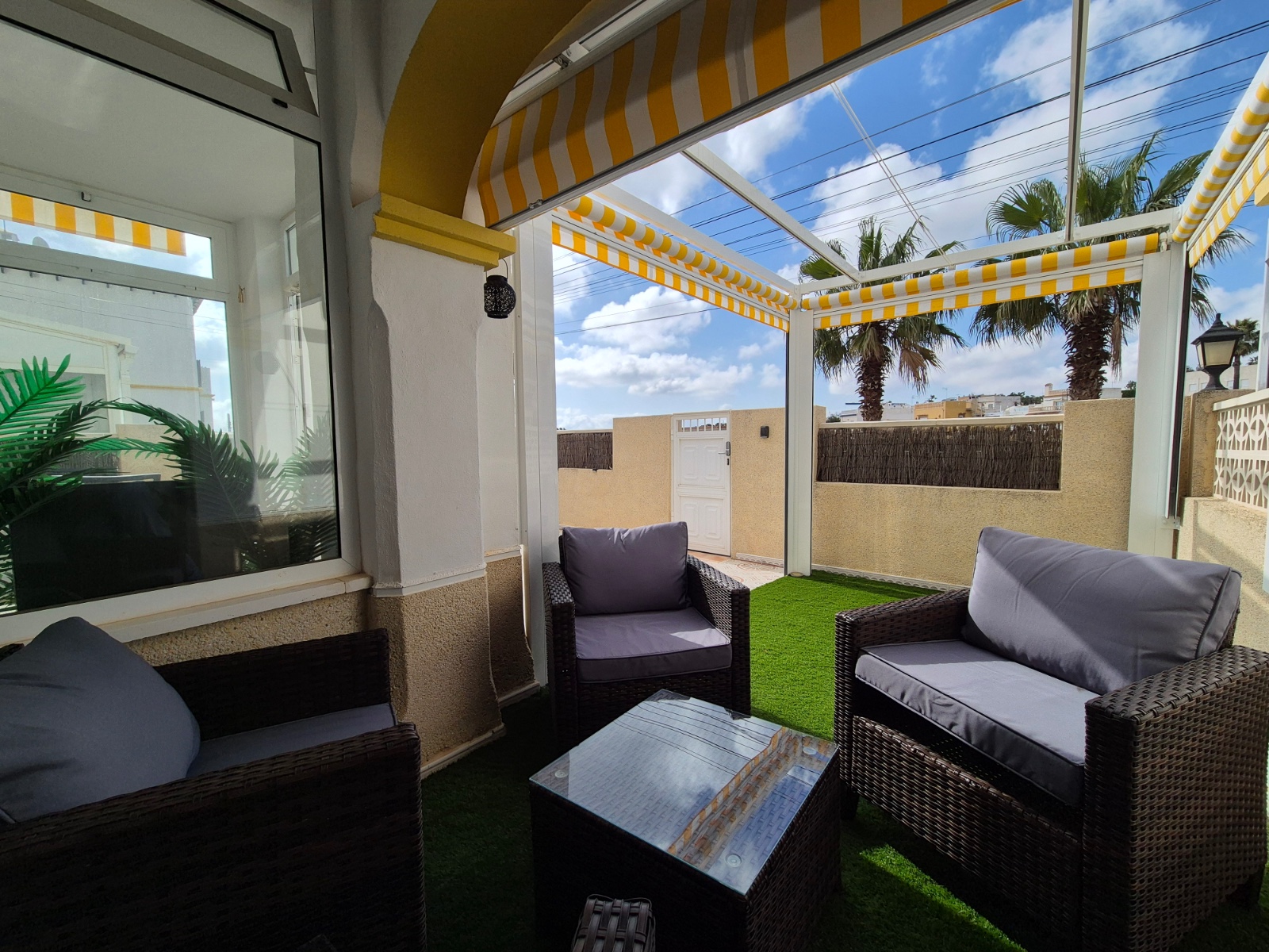 Kitchen in apartment for sale in San Miguel de Salinas