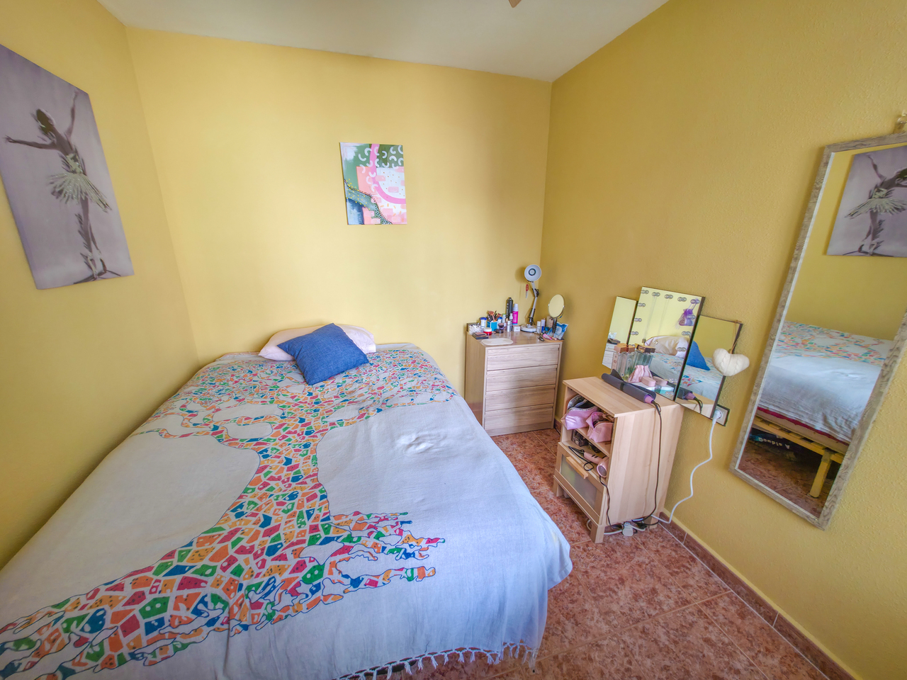 Bedroom in apartment for sale in Vistabella Golf Entre Naranjos