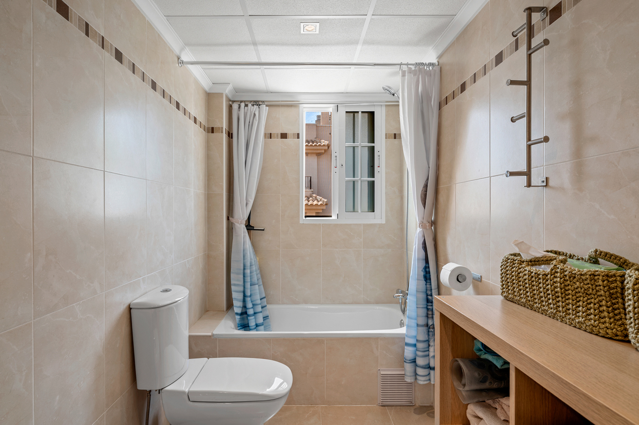 Bathroom in terraced for sale in San Miguel de Salinas