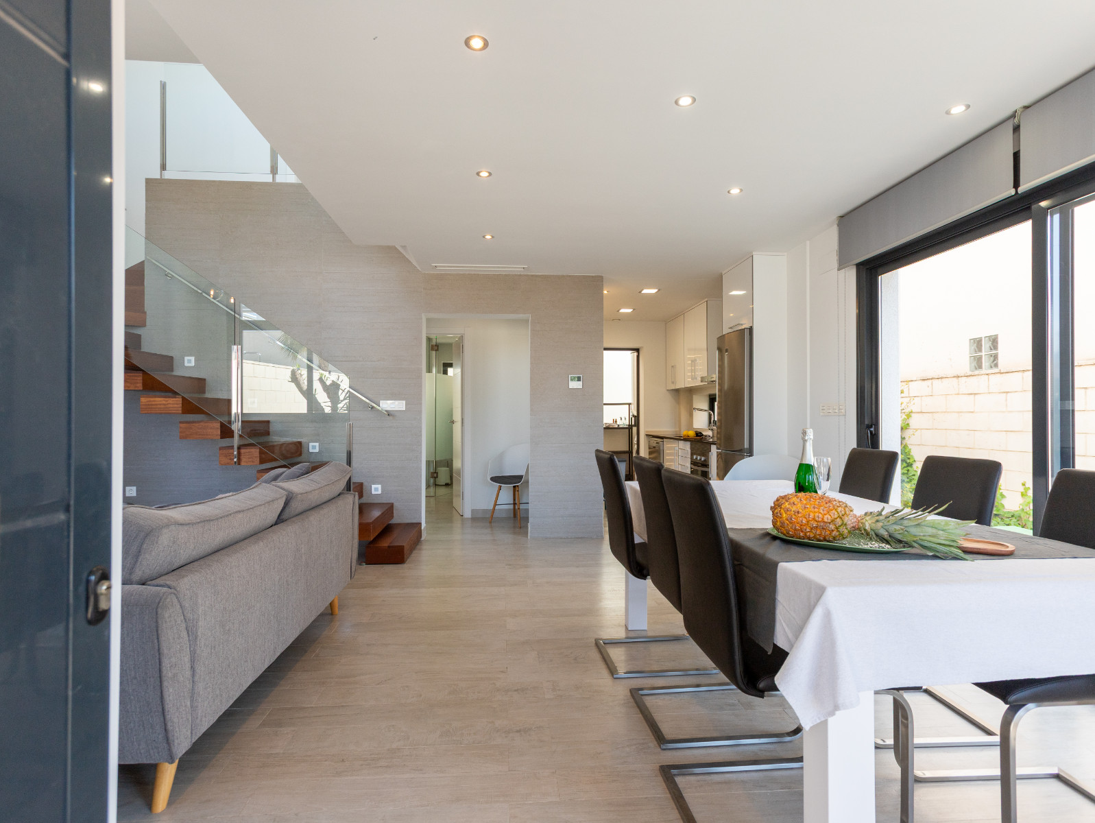 Living room in villa for sale in Rojales