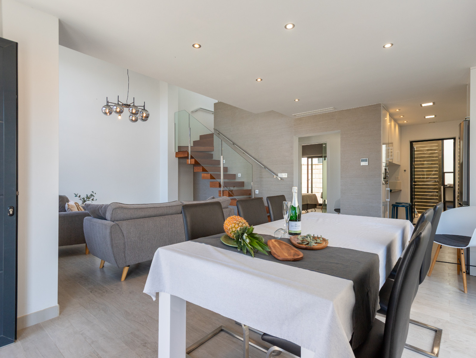 Kitchen in villa for sale in Rojales