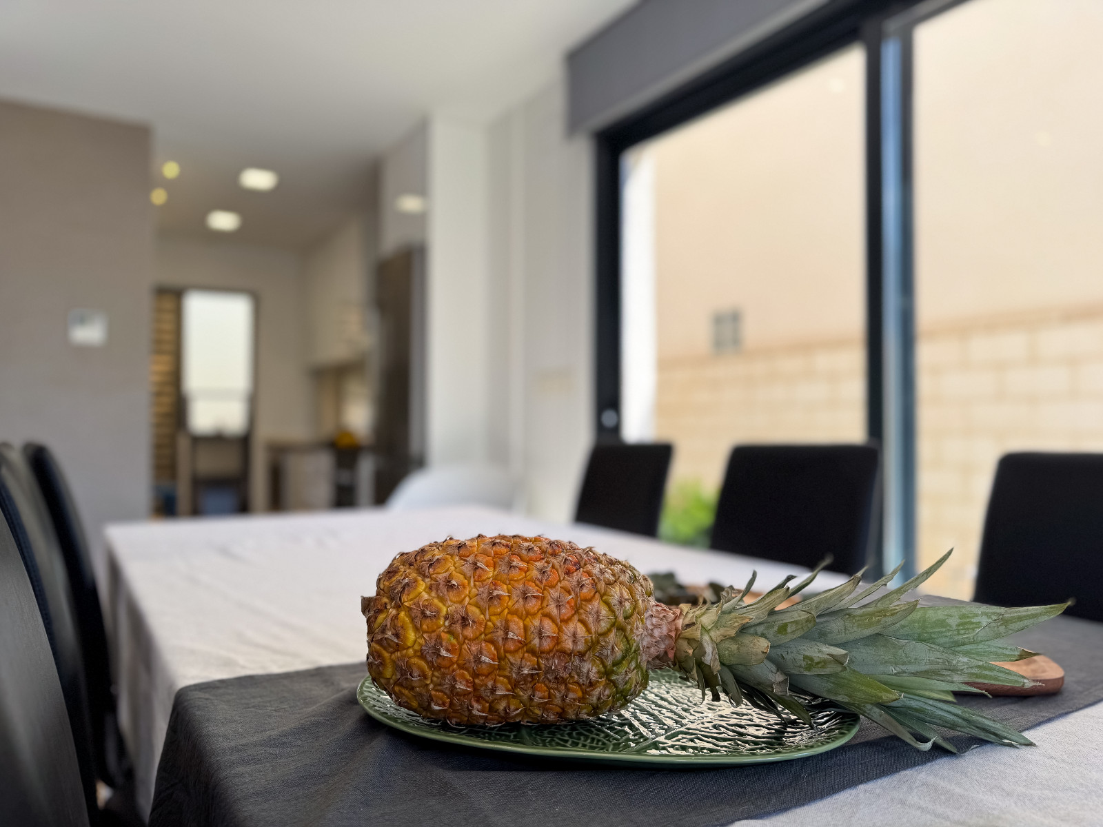 Master bedroom in villa for sale in Rojales