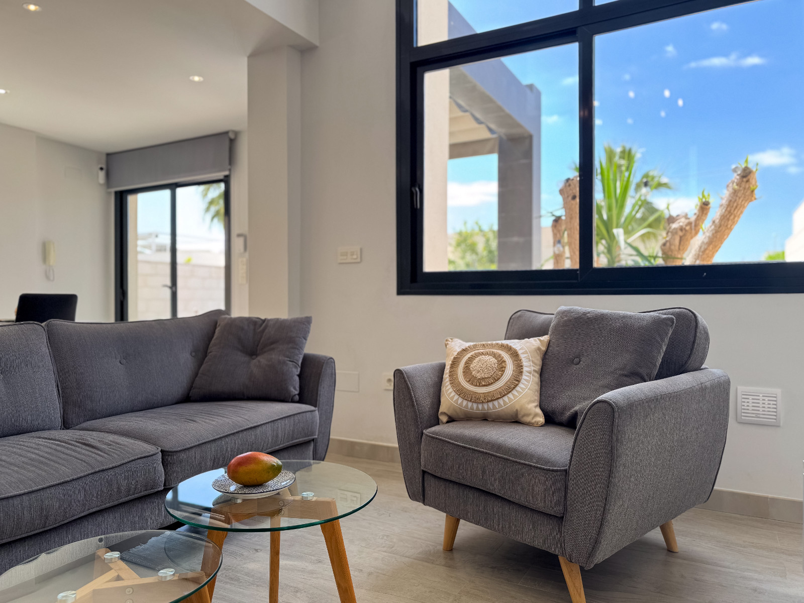 Living room in villa for sale in Rojales