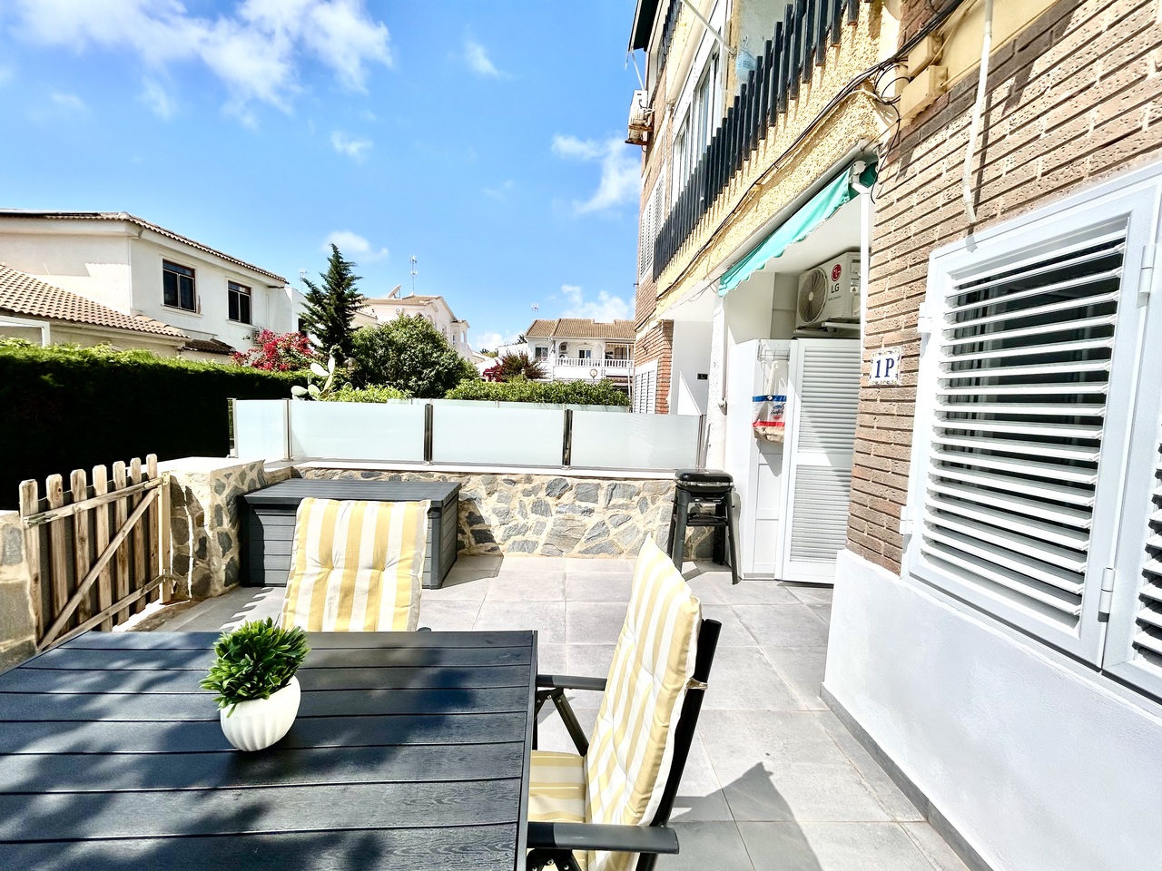 Garden in apartment for sale in La Zenia