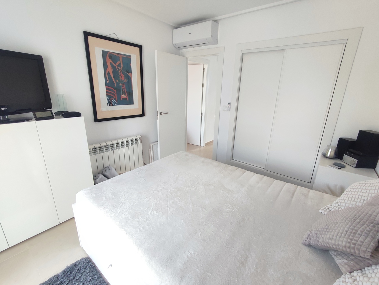 Master bedroom in apartment for sale in Hacienda Riquelme Golf Resort