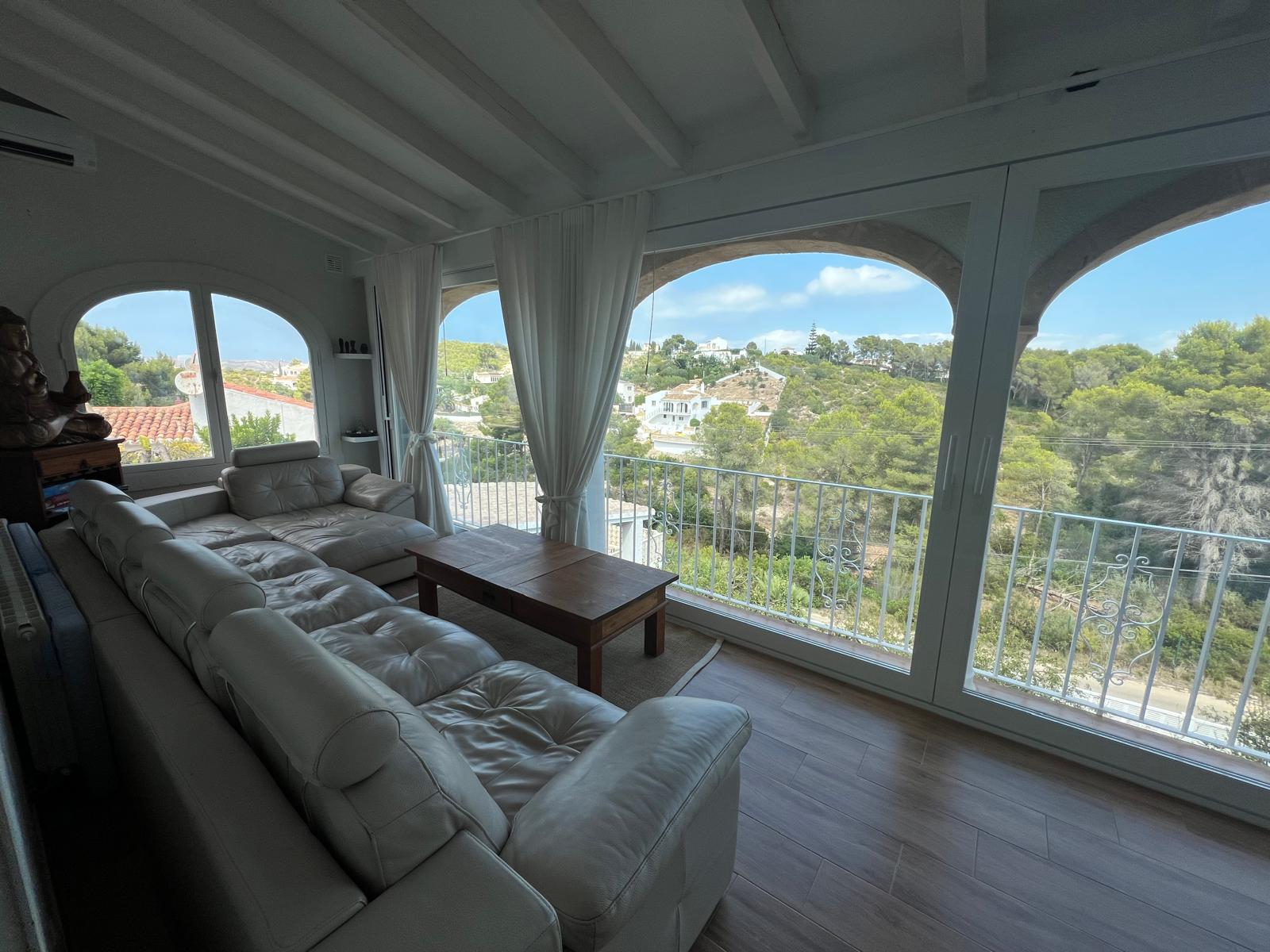 Garden in villa for sale in javea