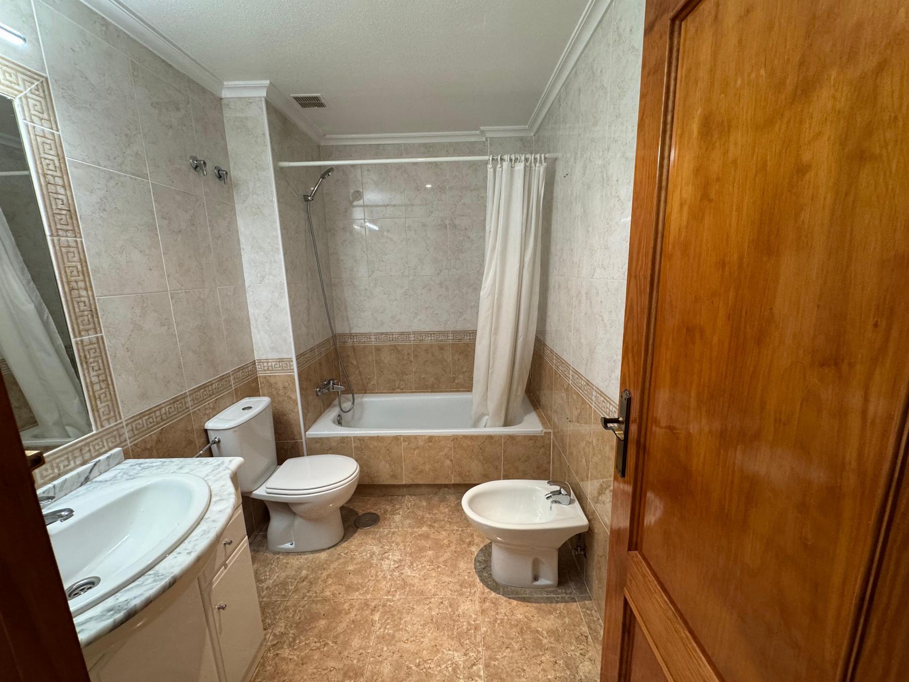 Bedroom in apartment for sale in Orihuela Costa