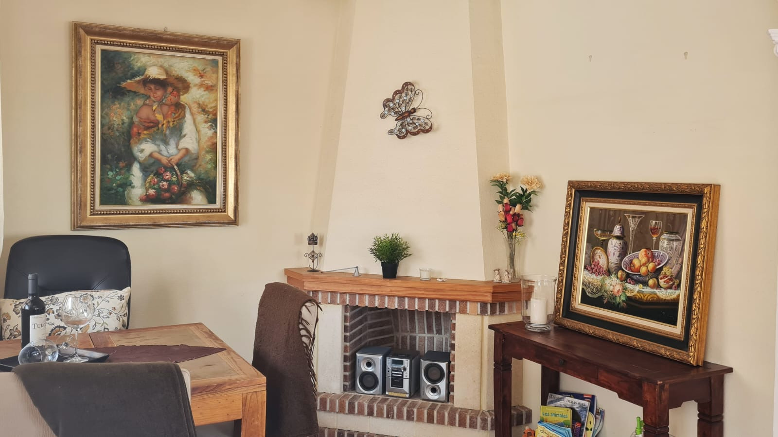 Kitchen in villa for sale in Orihuela Costa