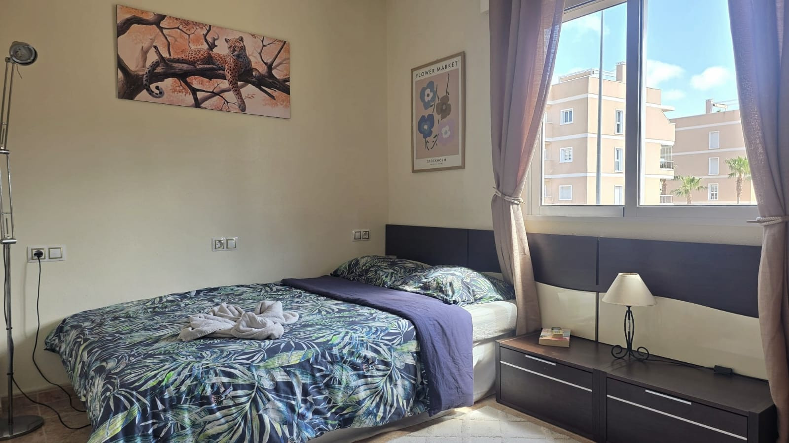 Bathroom in villa for sale in Orihuela Costa