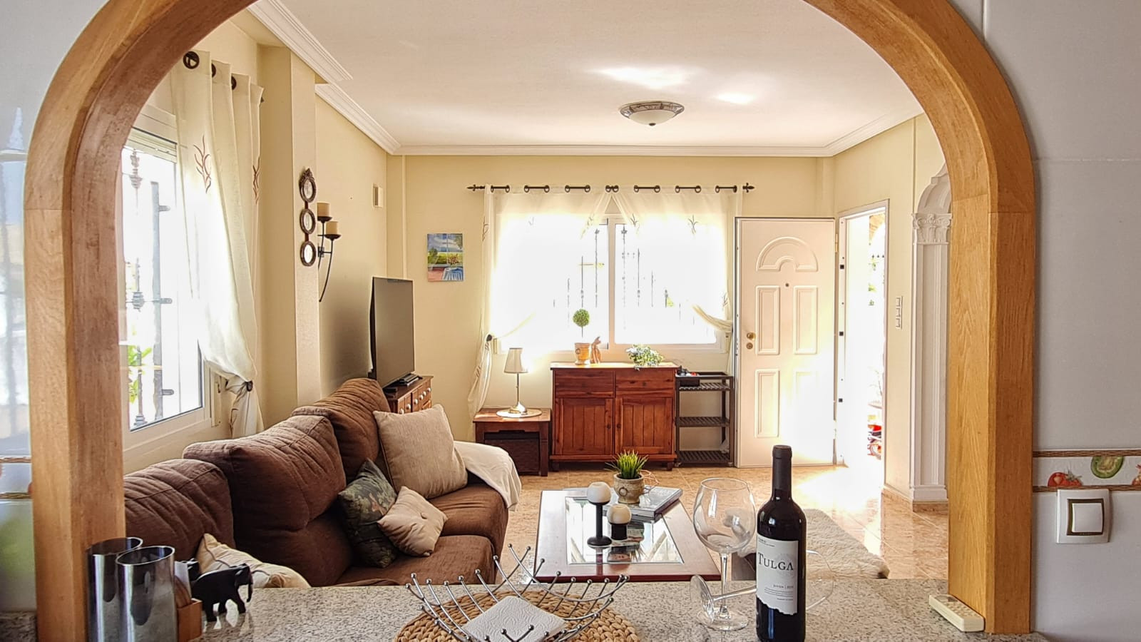 Dining area in villa for sale in Orihuela Costa