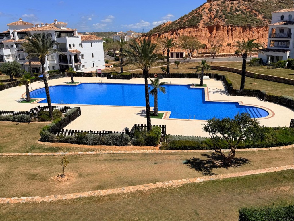 Apt. de Golf la Hacienda Riquelme: Un Refugiu de Vis în Costa Cálida