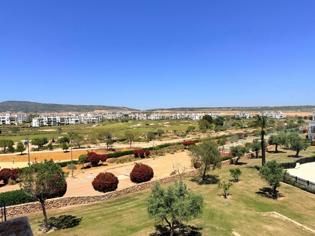 Apt. de Golf la Hacienda Riquelme: Un Refugiu de Vis în Costa Cálida