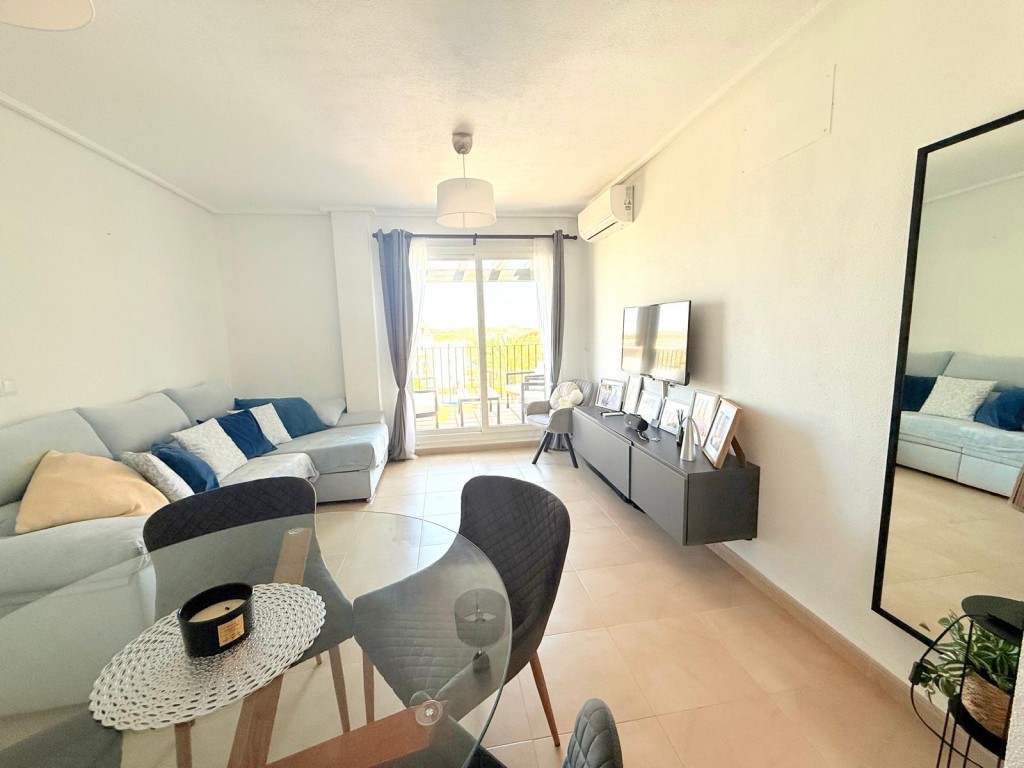 Garden in apartment for sale in Hacienda Riquelme Golf Resort
