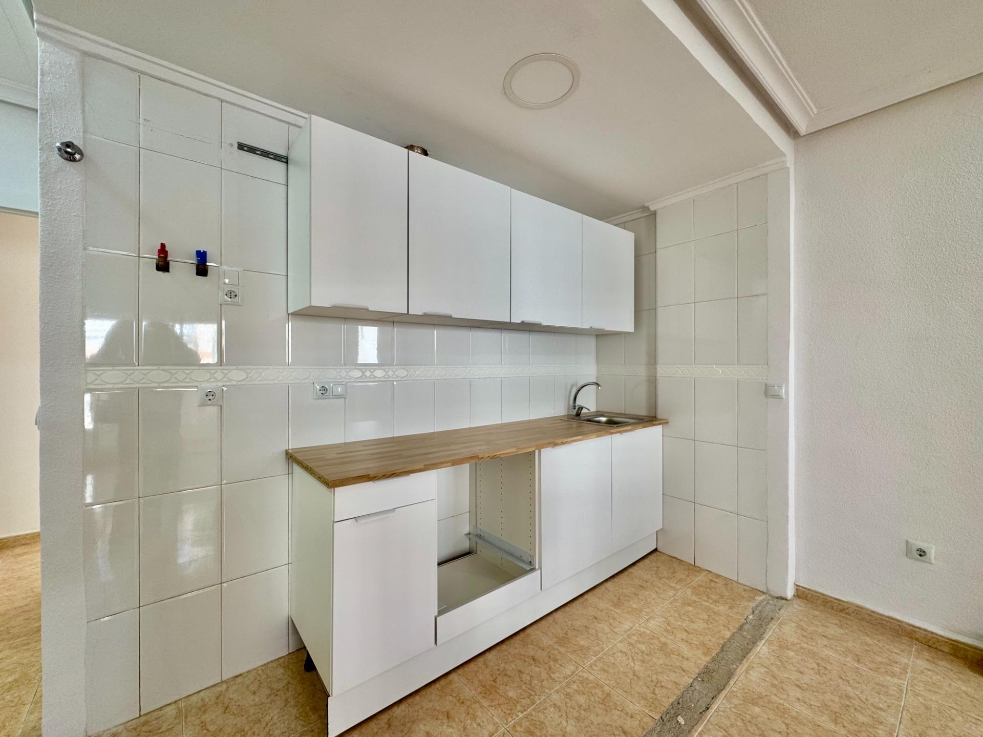 Bathroom in apartment for sale in Torrevieja