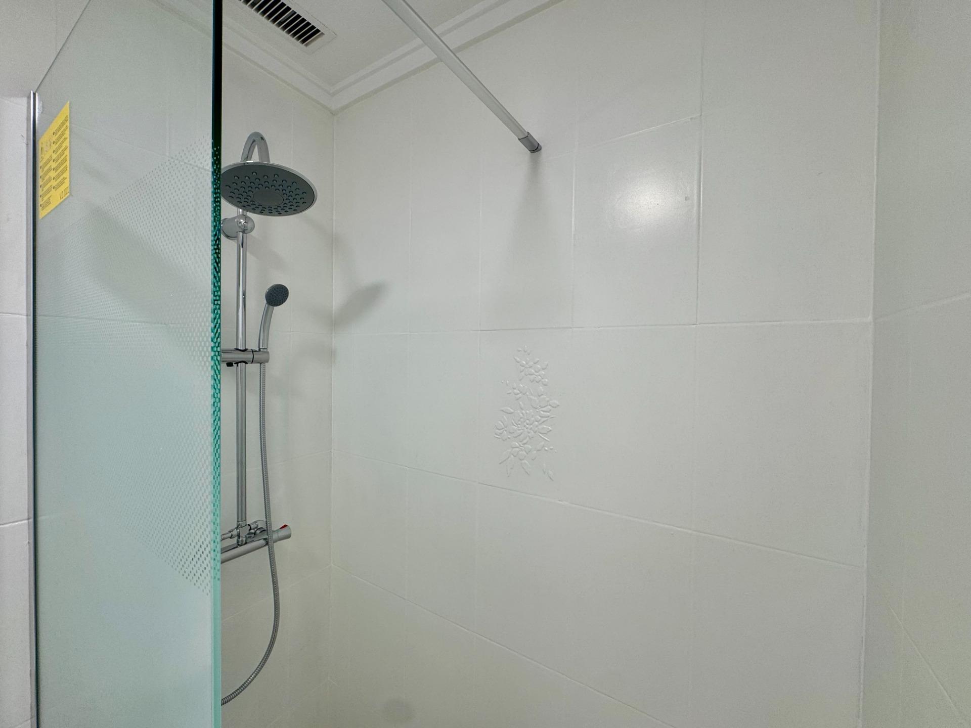 Pool area in apartment for sale in Torrevieja