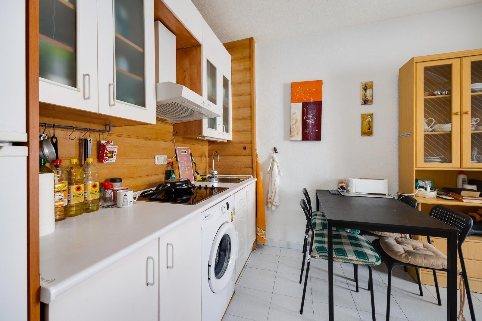 Master bedroom in apartment for sale in Torrevieja